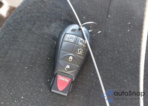 2012 Dodge Grand Caravan Sxt из США, поврежденный, VIN 2C4RDGCG1CR112734